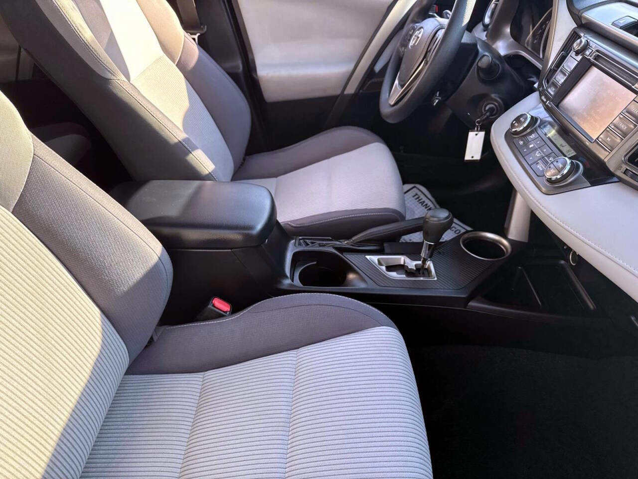Used 2015 Toyota RAV4 XLE image 10