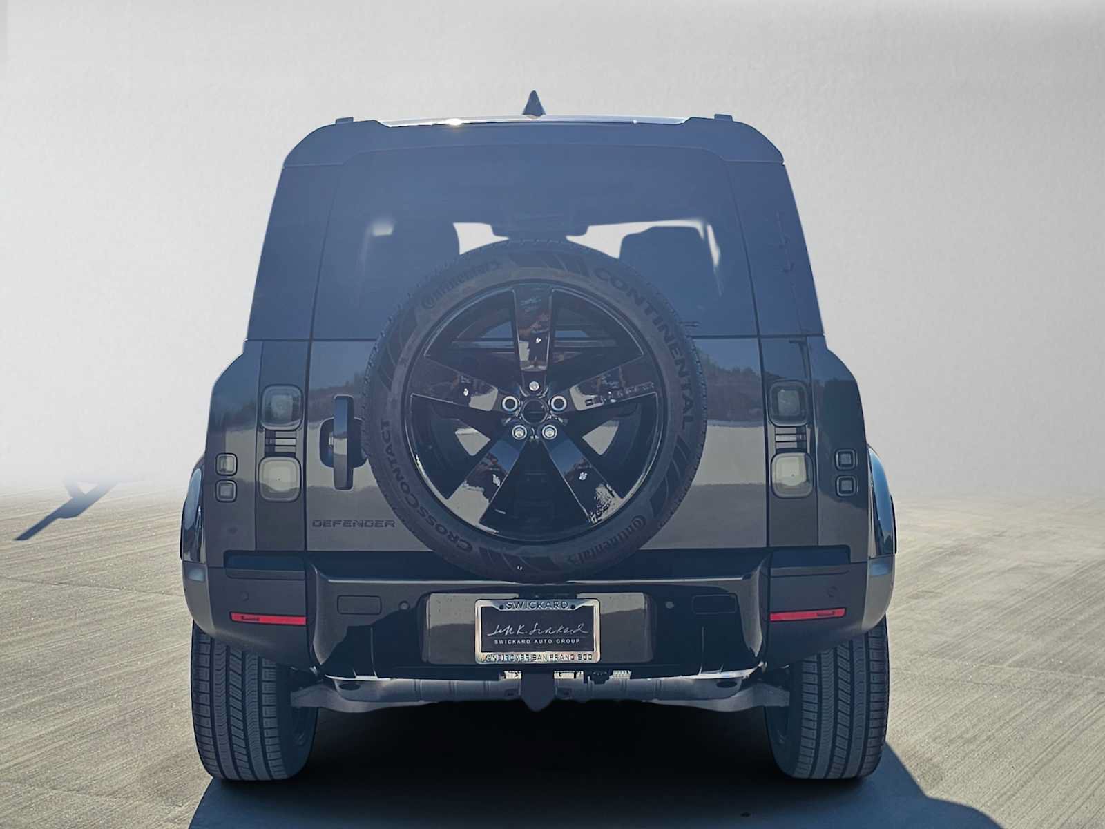 Used 2026 Land Rover Defender 110 S AWD/4WD image 4