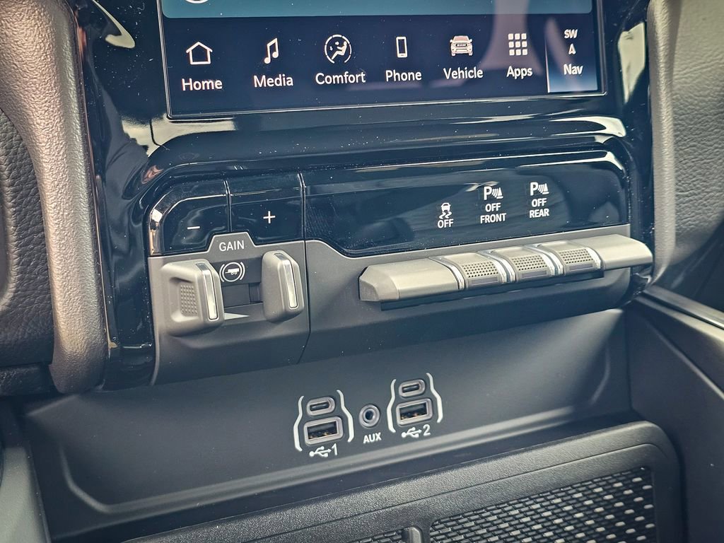 New 2026 RAM 1500 4x4 Crew Cab image 29