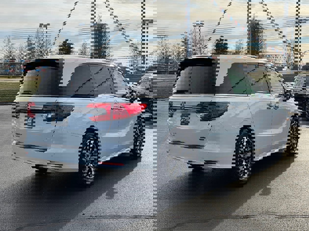 Used 2022 Honda Odyssey Touring image 5