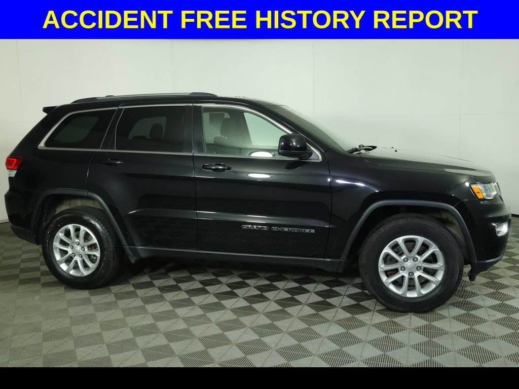 Used 2021 Jeep Grand Cherokee Laredo AWD/4WD image 2