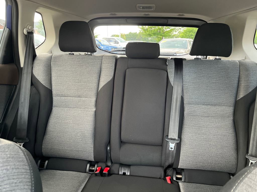 Used 2023 Nissan Rogue SV image 27