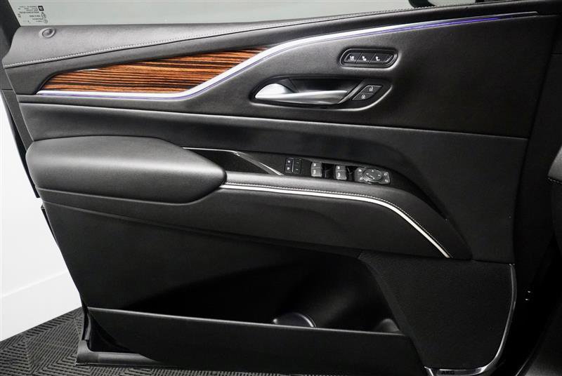 Used 2021 Cadillac Escalade Premium Luxury w/ Driver Assist Tech Package image 57