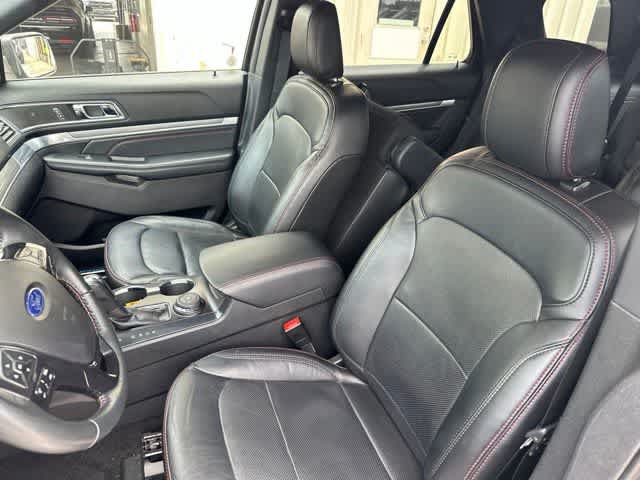 Used 2019 Ford Explorer Sport w/ Equipment Group 401A AWD/4WD image 5