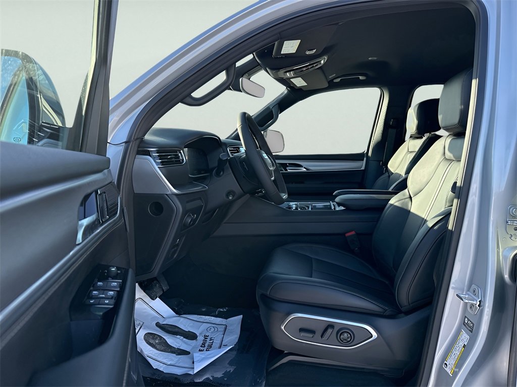 New 2026 Jeep Grand Wagoneer Limited image 22