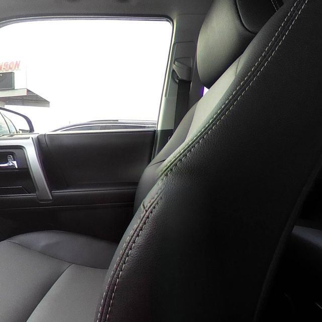 Used 2022 Toyota 4Runner SR5 Premium image 29