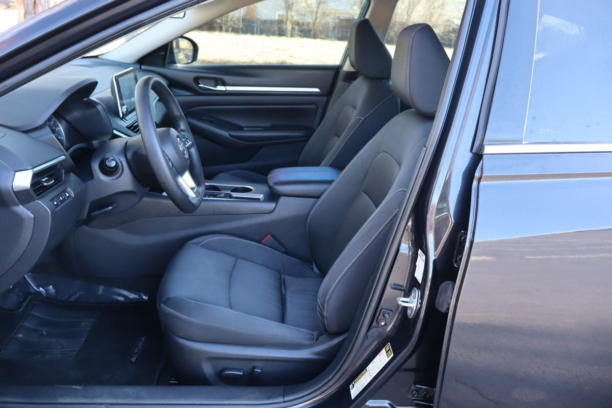 Used 2022 Nissan Altima 2.5 SV image 19