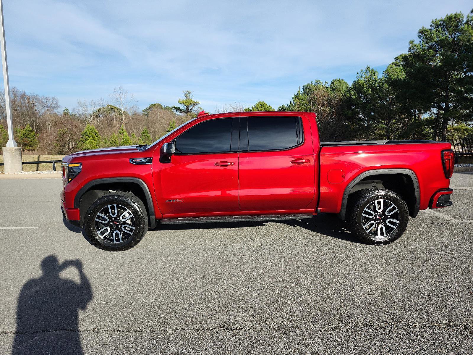 Used 2025 GMC Sierra 1500 AT4 w/ AT4 Premium Package image 2