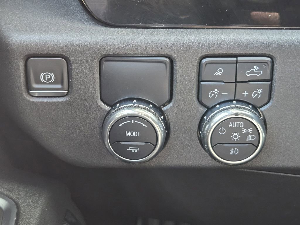 Used 2024 GMC Sierra 1500 SLT w/ SLT Premium Plus Package RWD image 19