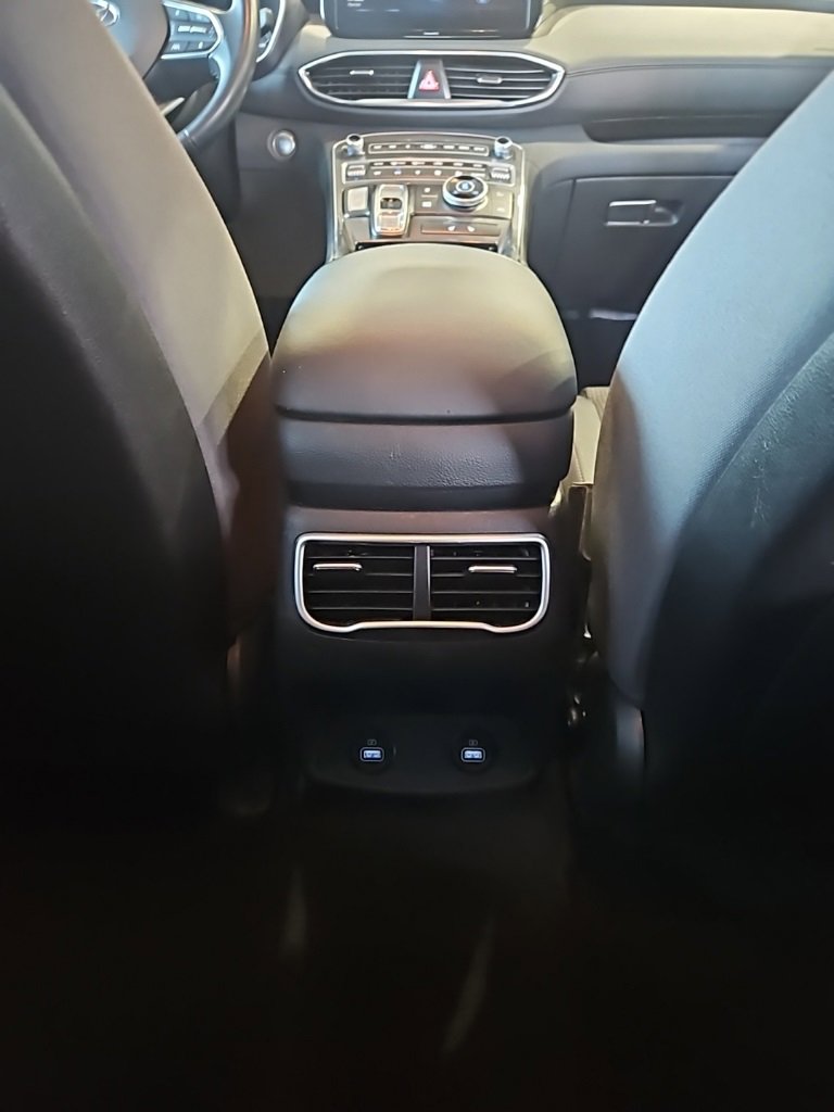 Used 2023 Hyundai Santa Fe SEL image 17