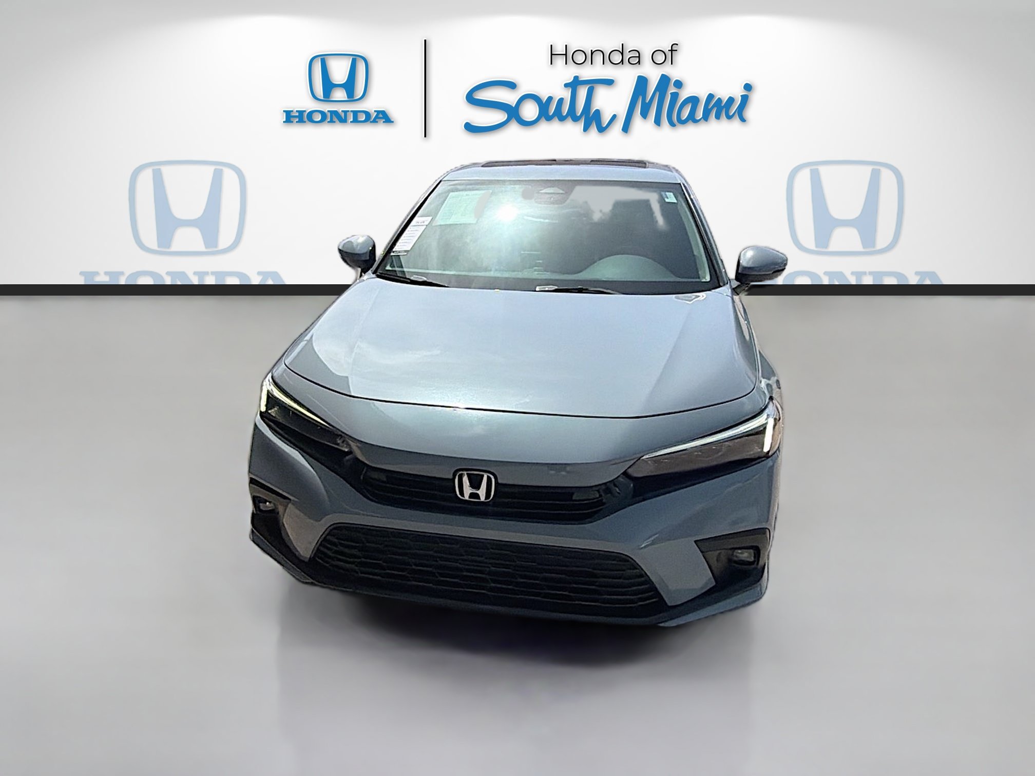 Certified 2022 Honda Civic Touring image 2