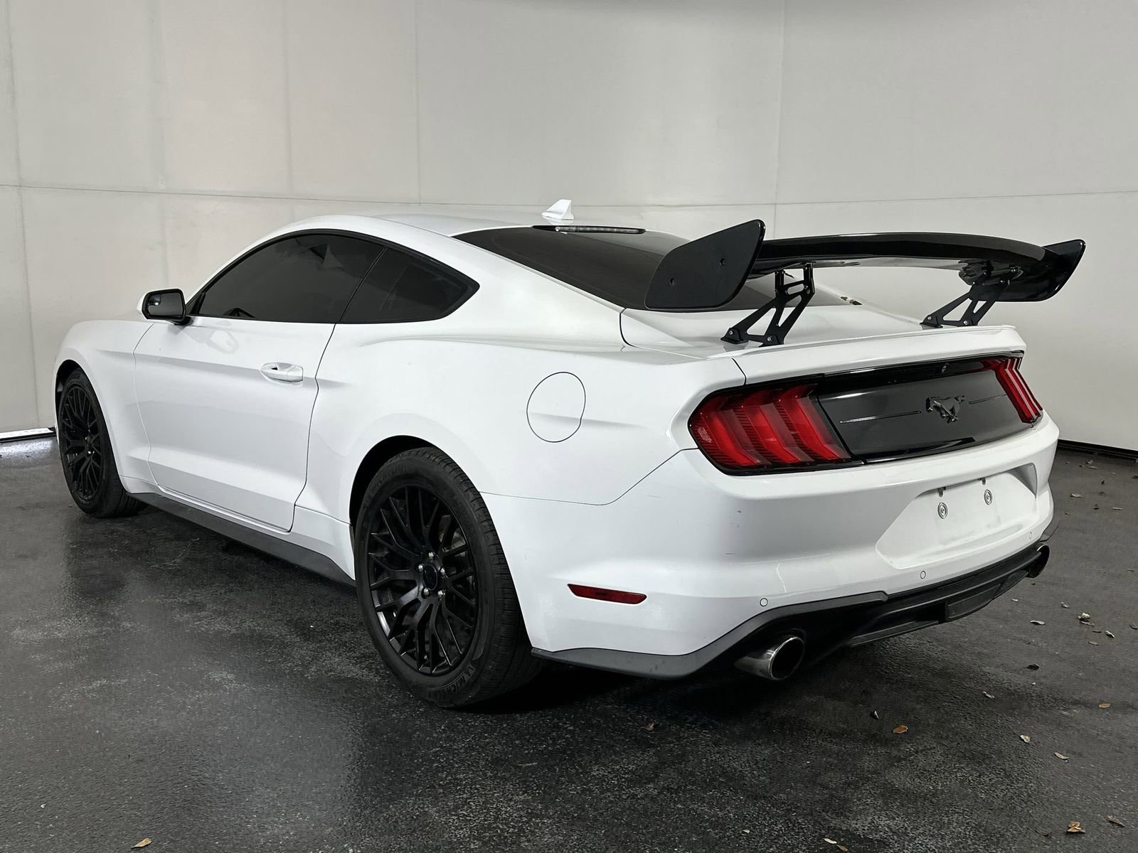 Used 2020 Ford Mustang Coupe w/ Equipment Group 101A image 9