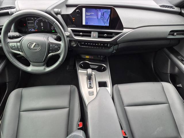 Certified 2025 Lexus UX 300h FWD w/ Accessory Package (Z2) image 18