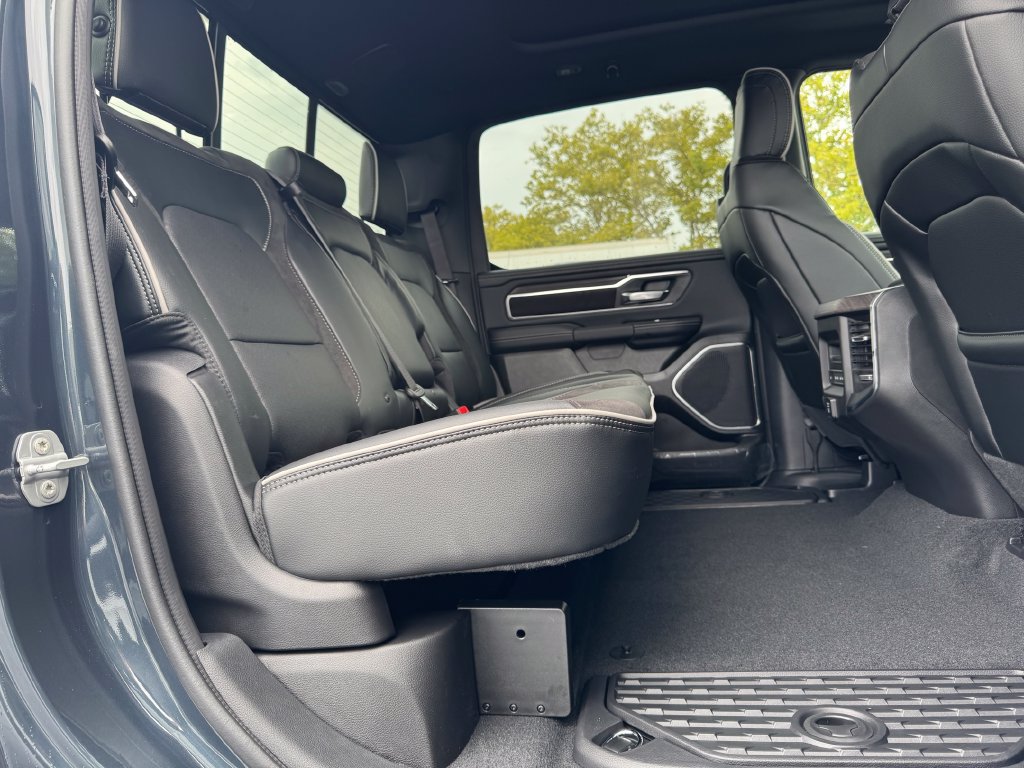 New 2027 RAM 1500 Laramie AWD/4WD image 13