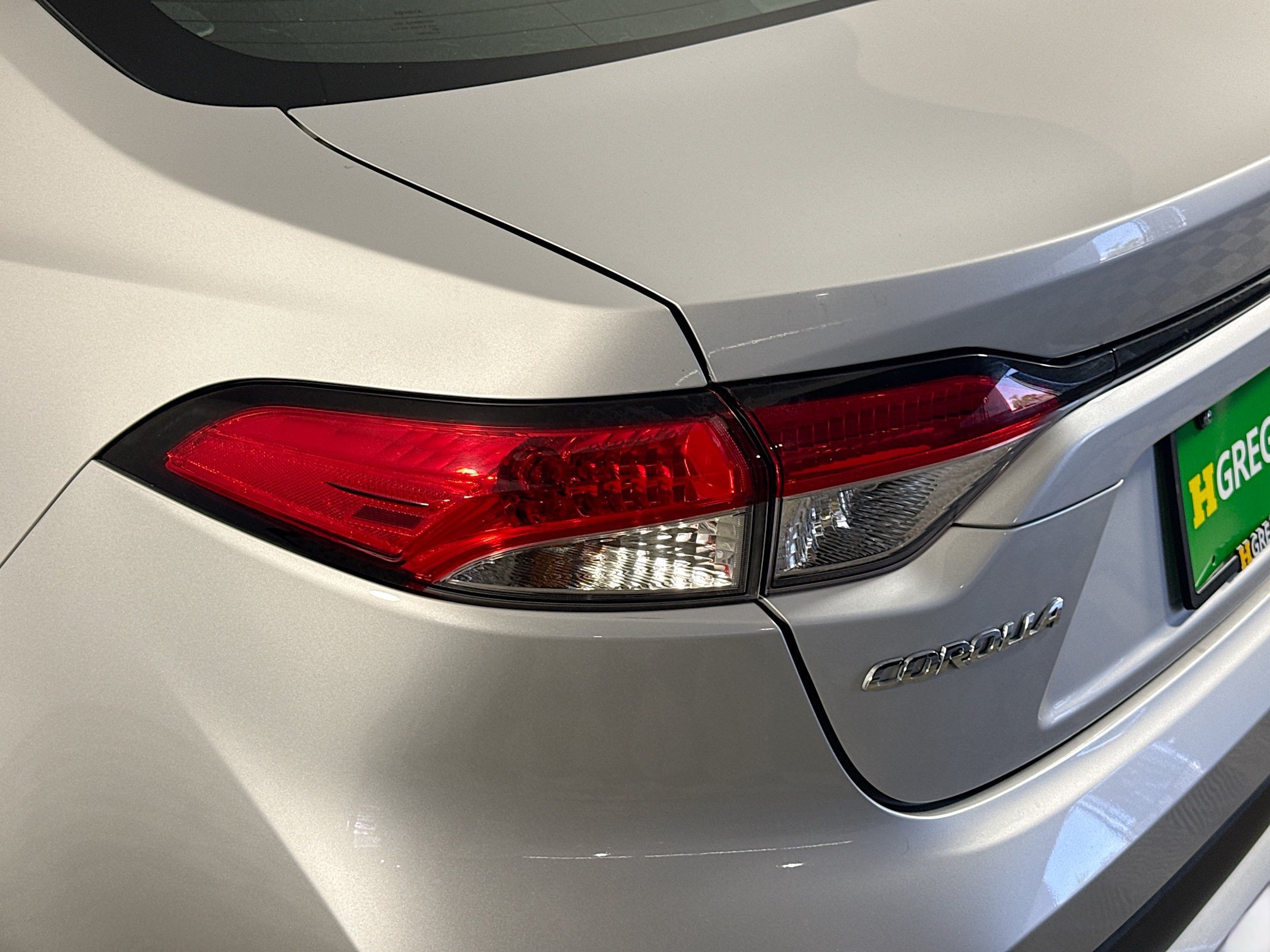 Used 2022 Toyota Corolla LE FWD image 35