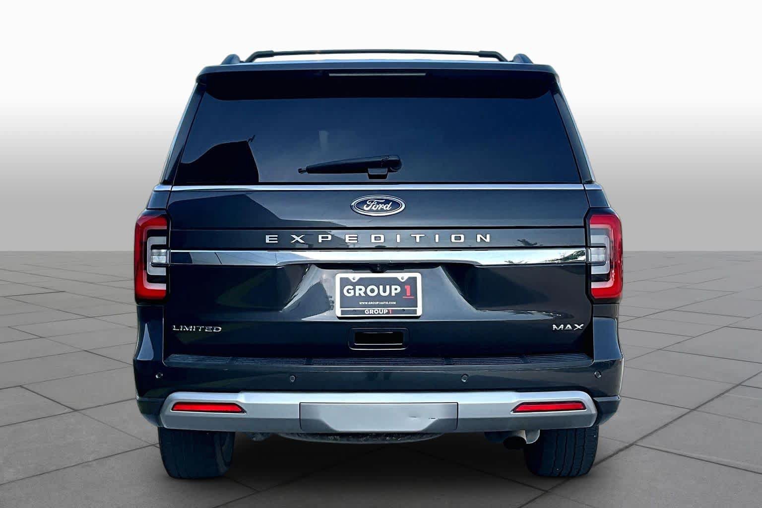 Used 2022 Ford Expedition Max Limited RWD image 5