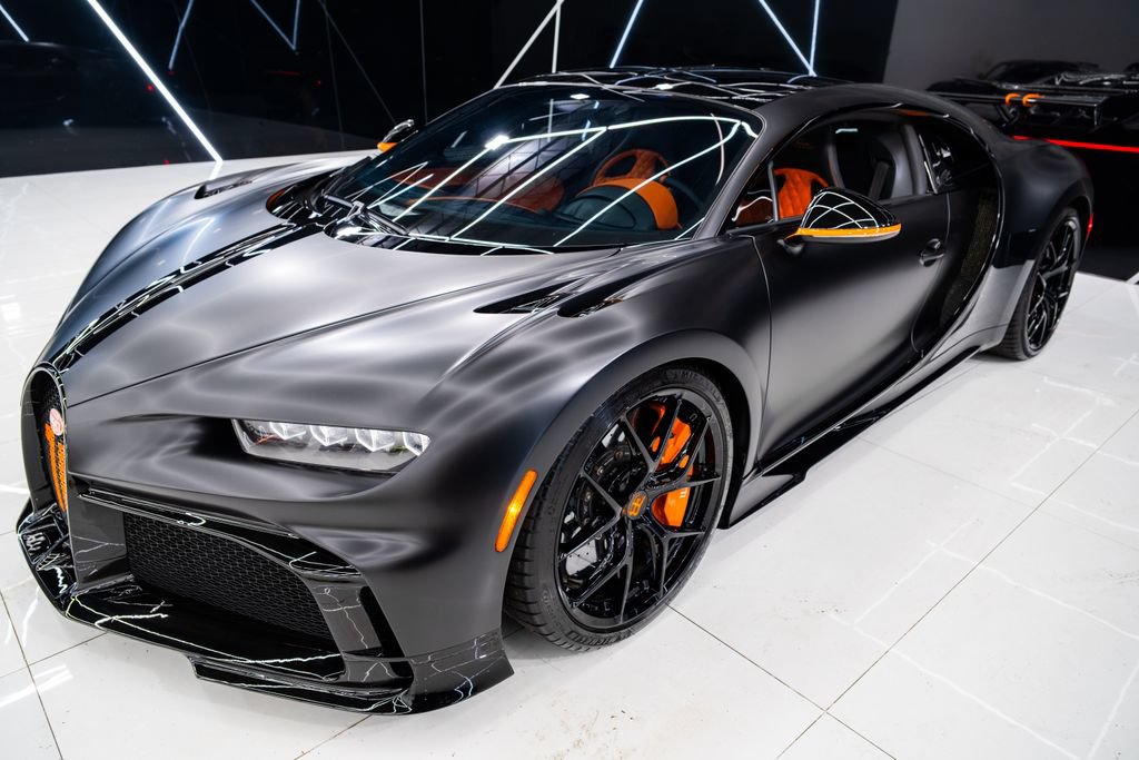 Used 2023 Bugatti Chiron Pur Sport AWD/4WD image 13