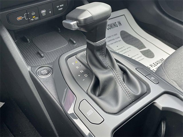 Used 2025 Kia K4 EX image 31