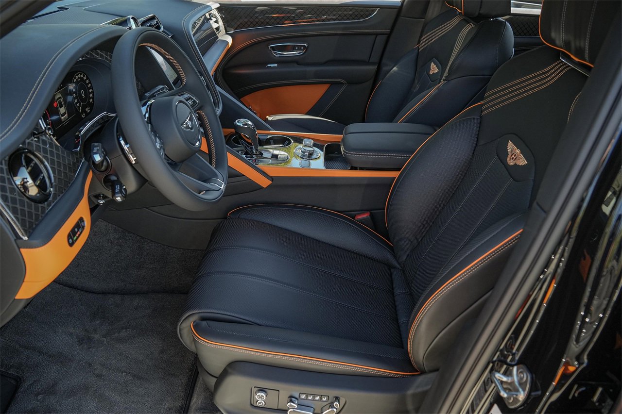 New 2025 Bentley Bentayga image 19