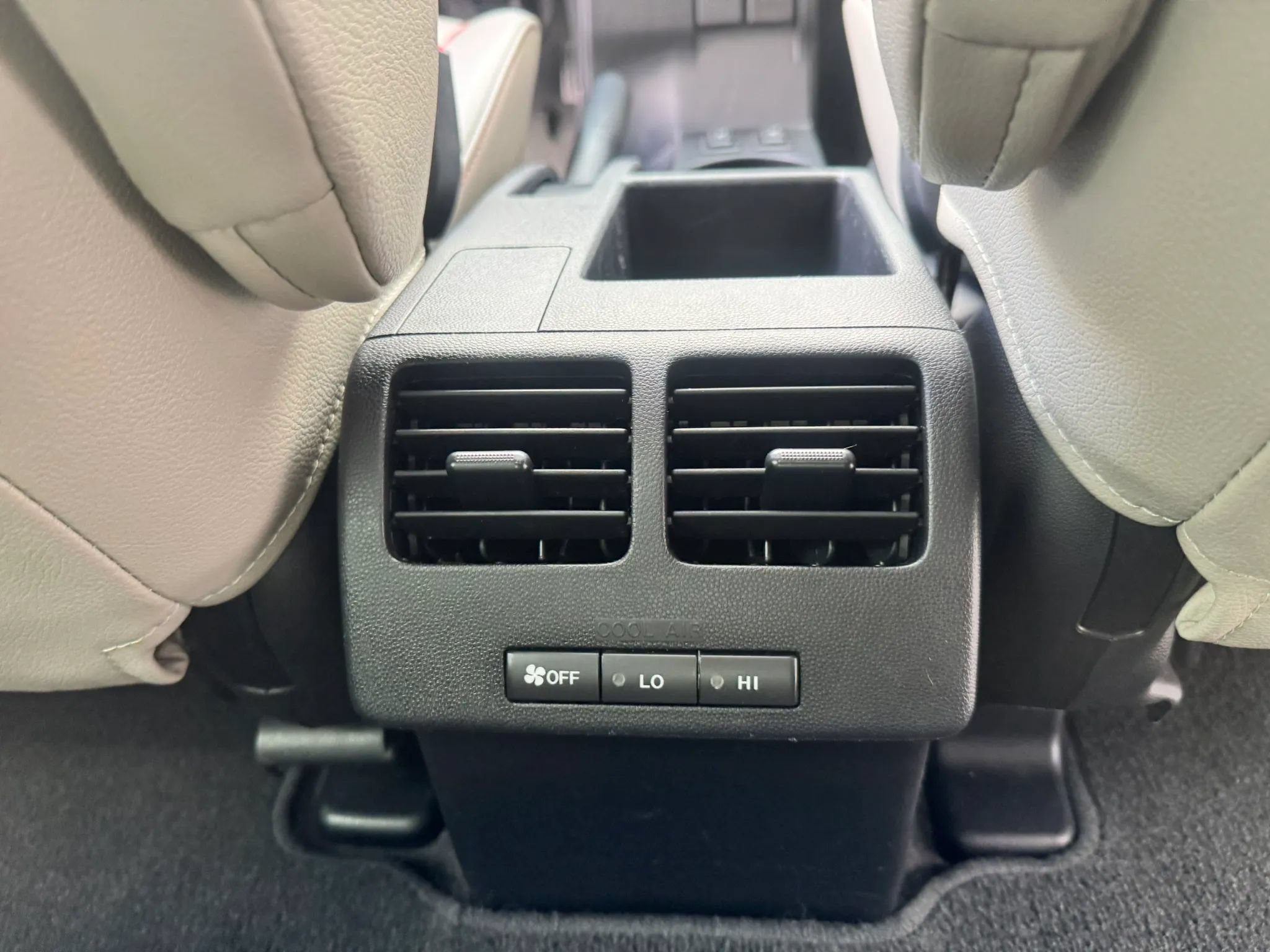 Used 2012 MAZDA MAZDA5 Grand Touring FWD image 40