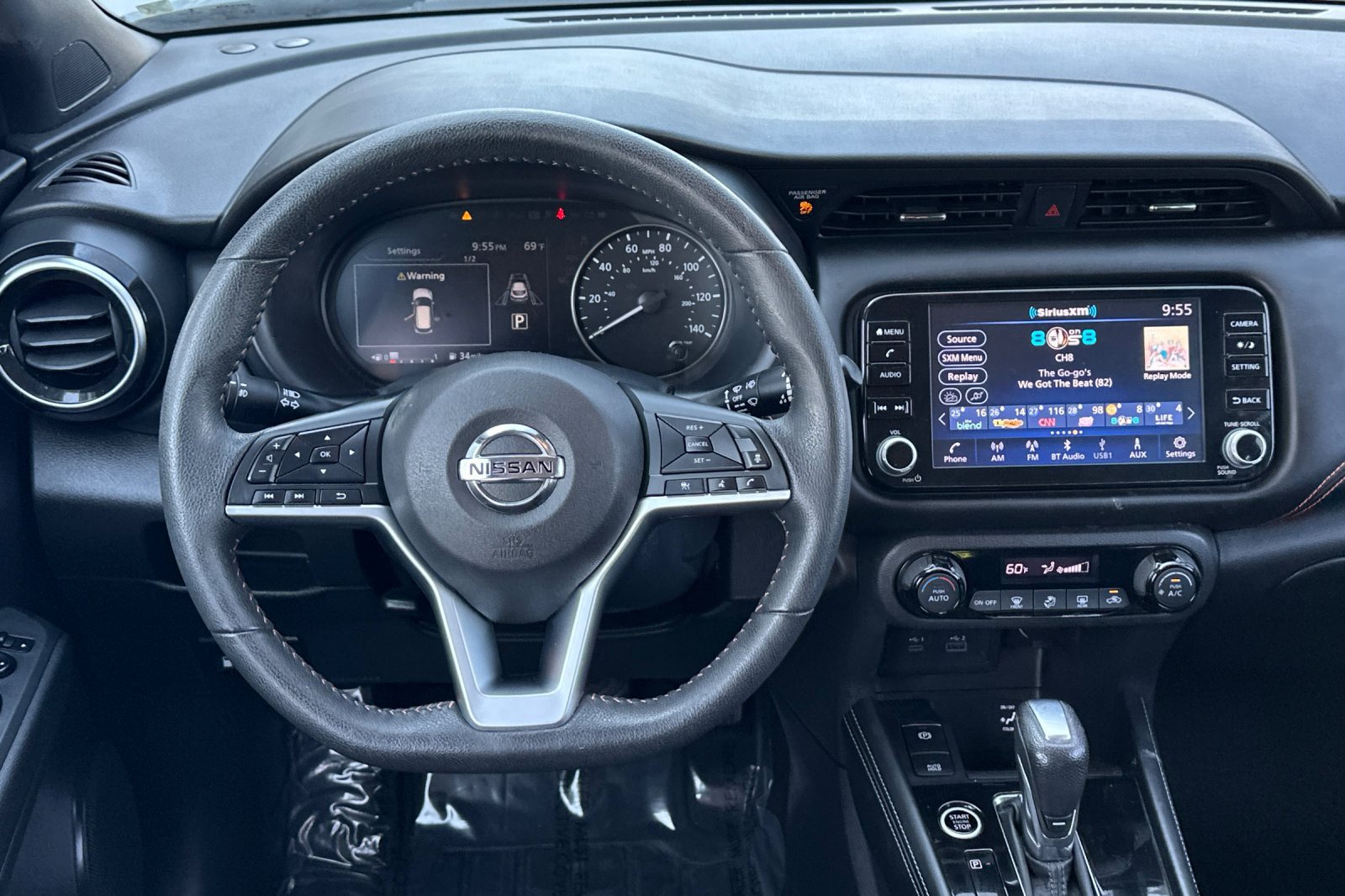 Used 2021 Nissan Kicks SR w/ Interior Electronics Package FWD image 14