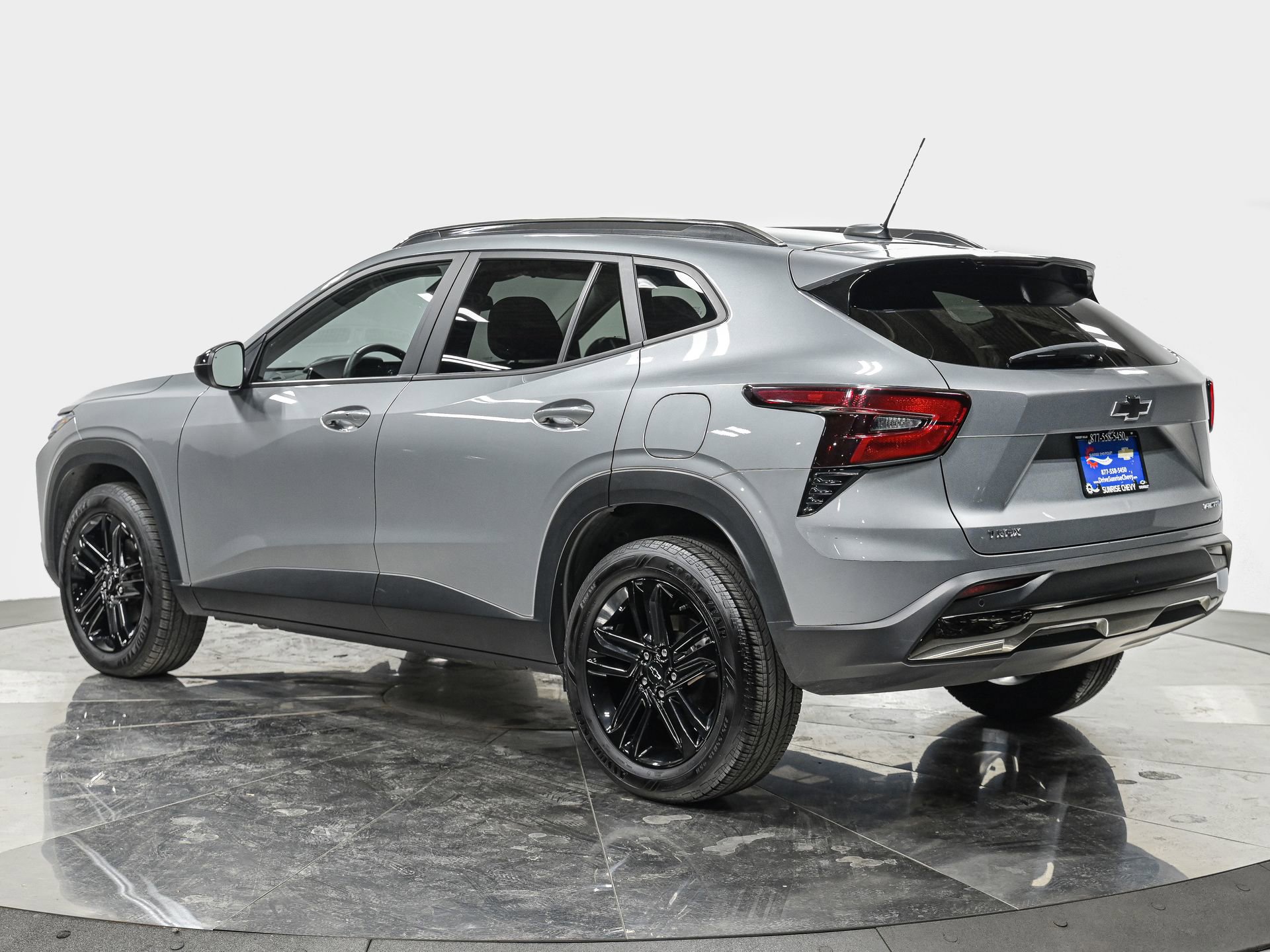 Used 2025 Chevrolet Trax ACTIV w/ Driver Confidence Package image 4