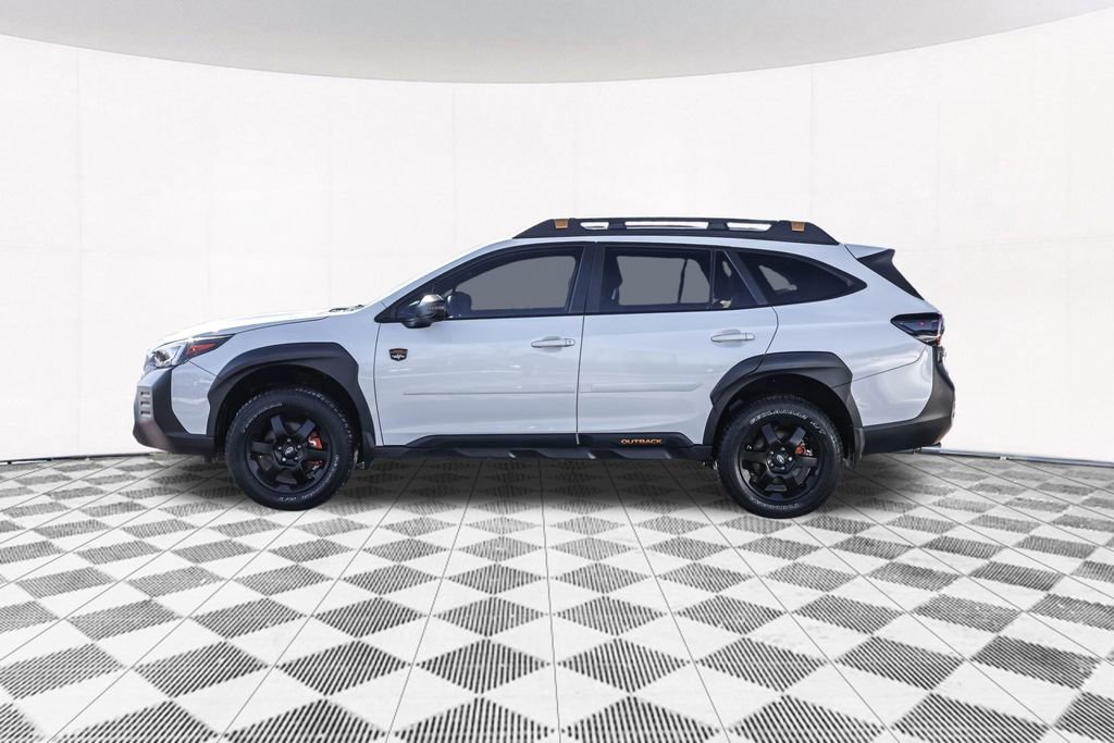 Used 2022 Subaru Outback Wilderness image 14