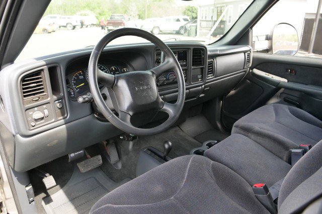 Used 2001 GMC Sierra 3500 4x4 Extended Cab image 2