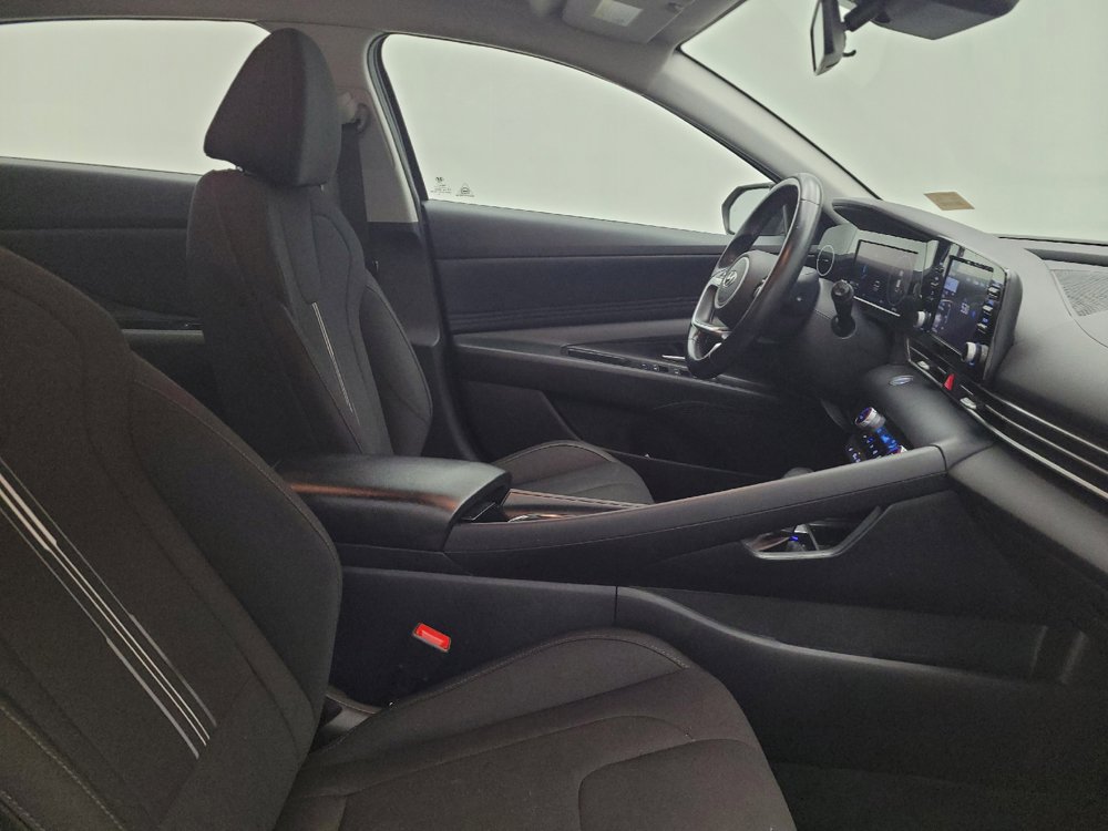 Used 2021 Hyundai Elantra SEL w/ Convenience Package FWD image 21