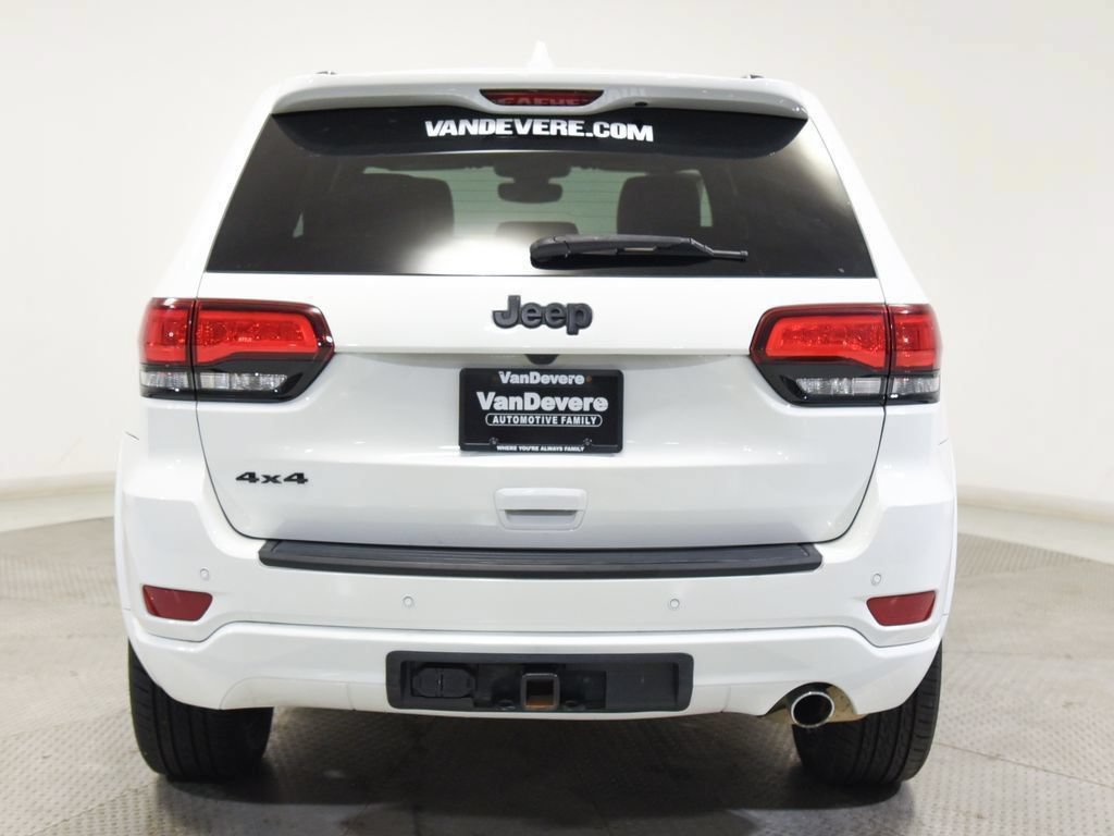 Used 2022 Jeep Grand Cherokee Laredo X AWD/4WD image 8