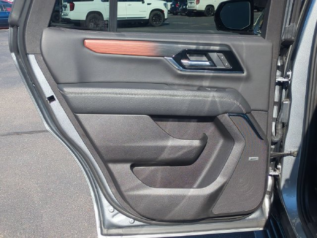Certified 2025 GMC Yukon Denali AWD/4WD image 28