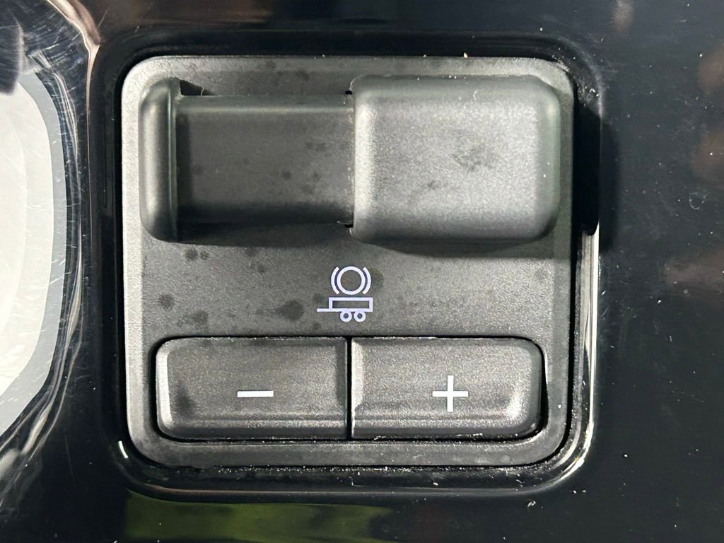 Used 2024 Chevrolet Silverado 3500 LT w/ Z71 Off-Road Package image 21