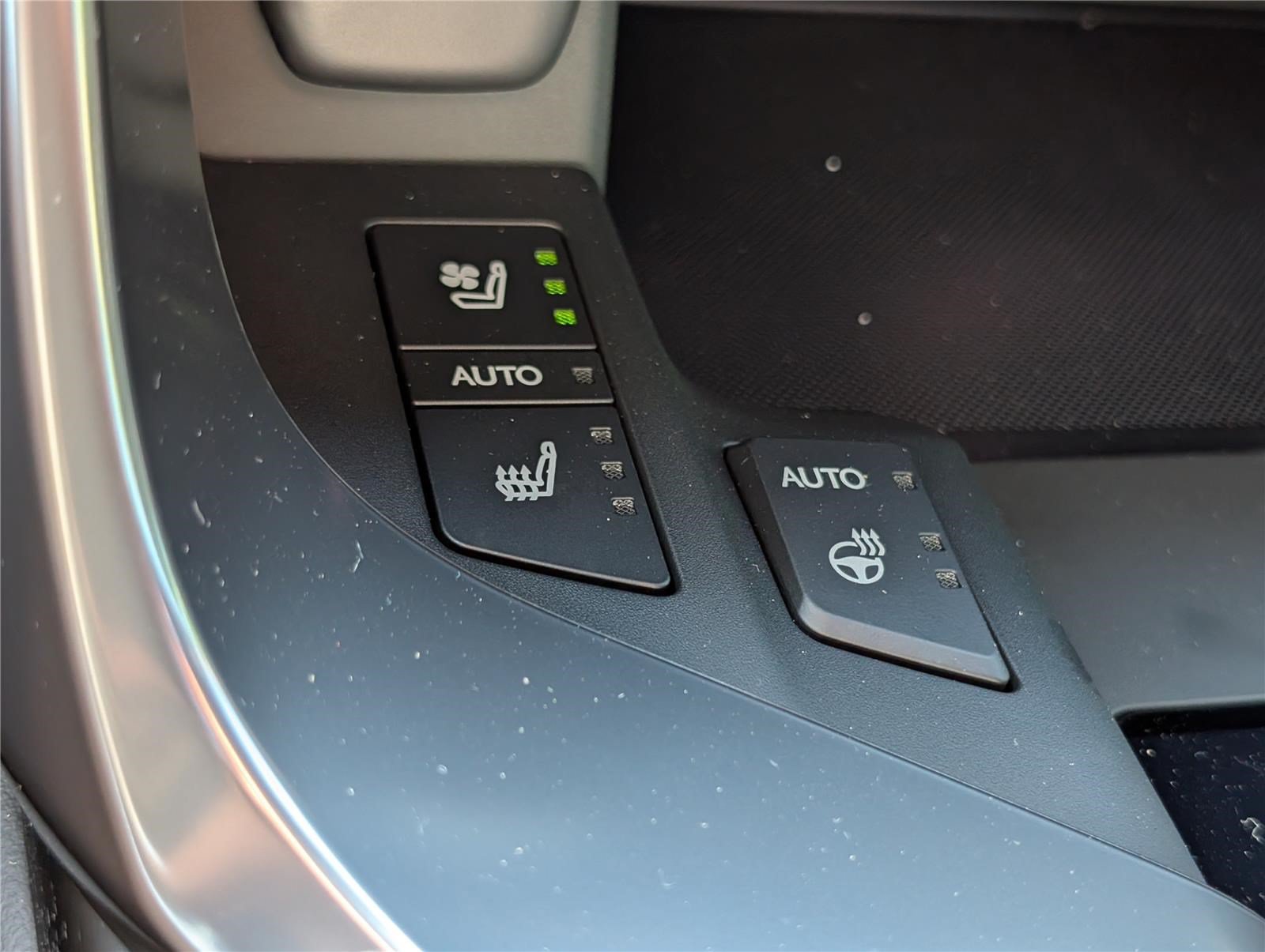 New 2026 Lexus LX 600 4WD w/ Luxury Package image 25