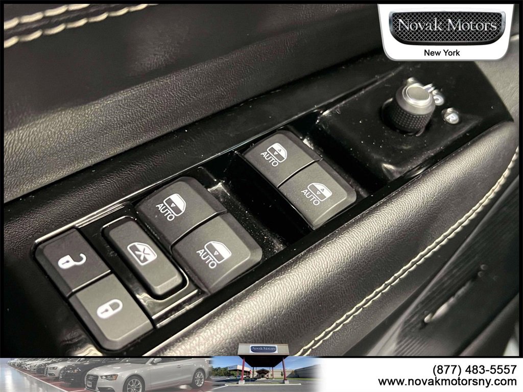 Used 2022 Jeep Wagoneer Series II w/ Premium Group I image 18