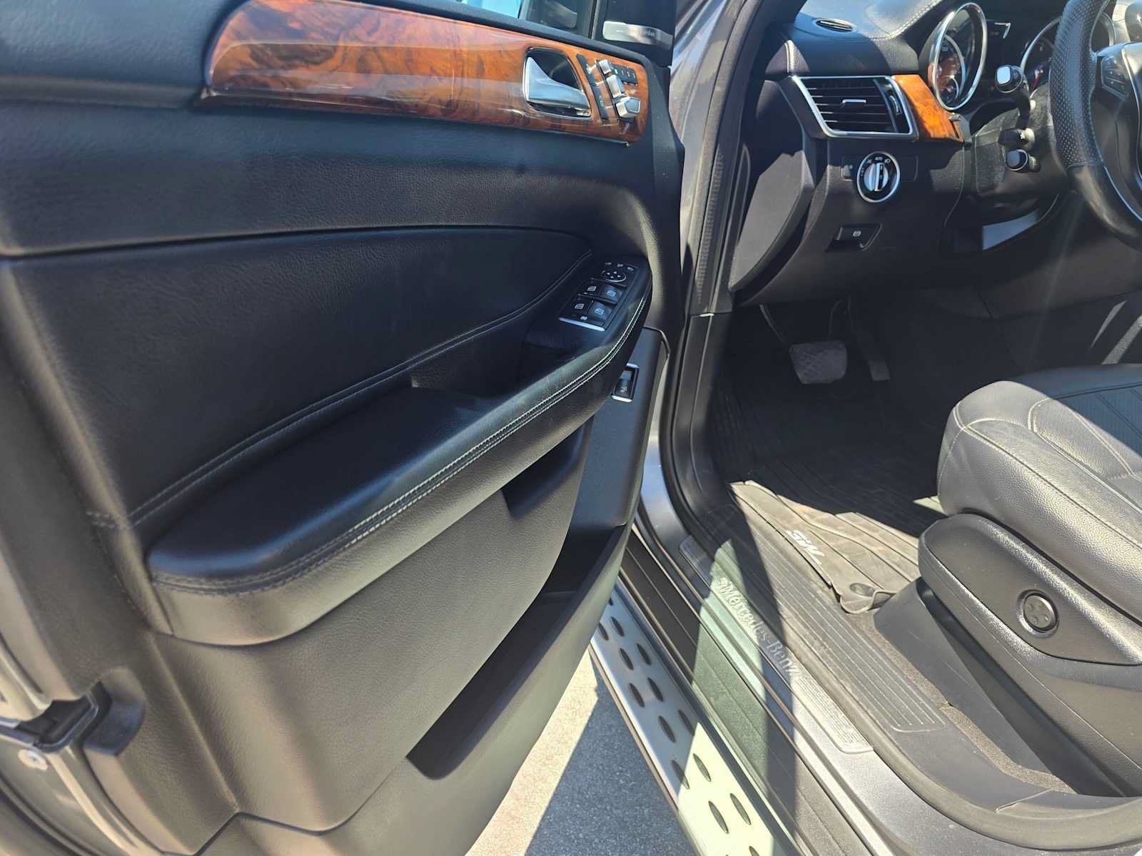 Used 2019 Mercedes-Benz GLS 450 4MATIC image 23