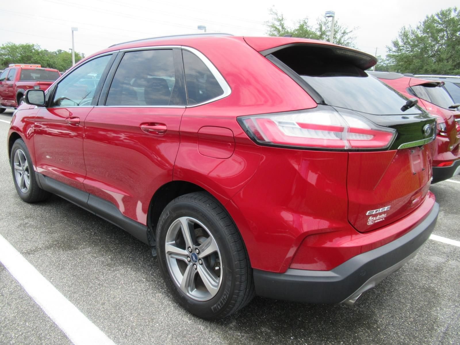 Used 2020 Ford Edge SEL w/ Convenience Package FWD image 3