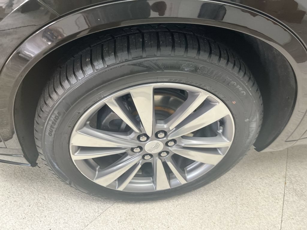 Used 2020 Cadillac XT6 Premium Luxury FWD image 14