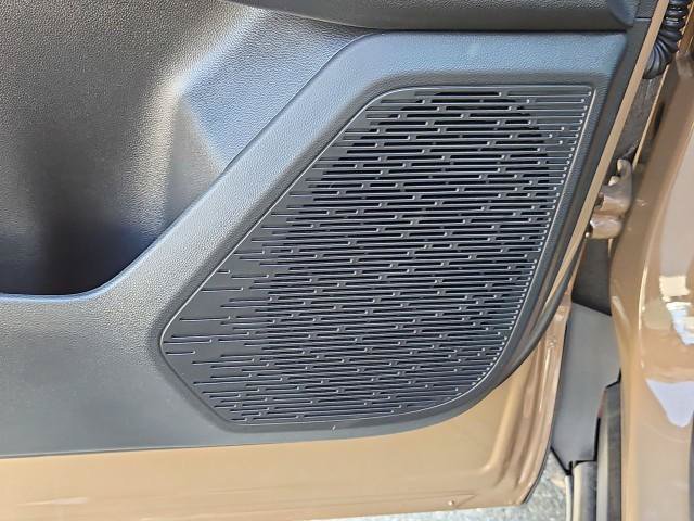 New 2027 Chevrolet Equinox LT w/ Safety and Technology Package FWD image 24