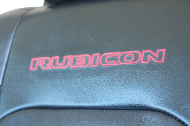 Used 2023 Jeep Wrangler Unlimited Rubicon w/ LED Lighting Group AWD/4WD image 35