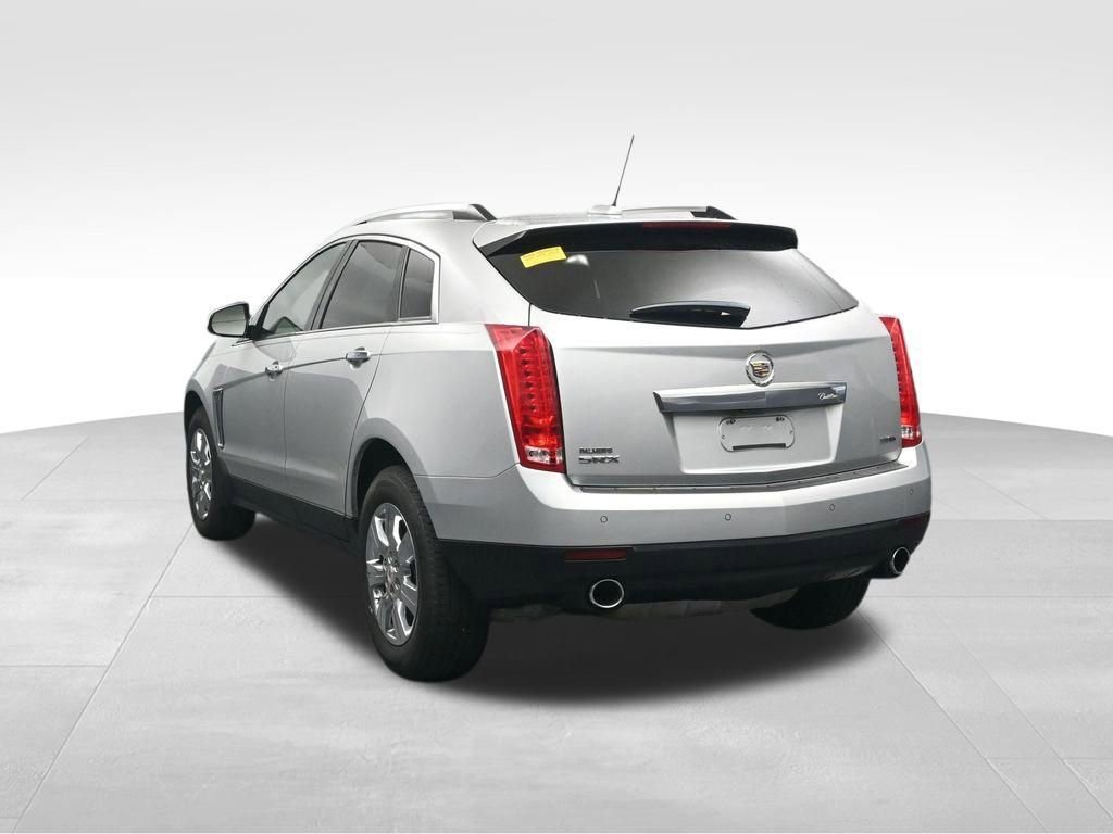 Used 2016 Cadillac SRX Luxury FWD image 4