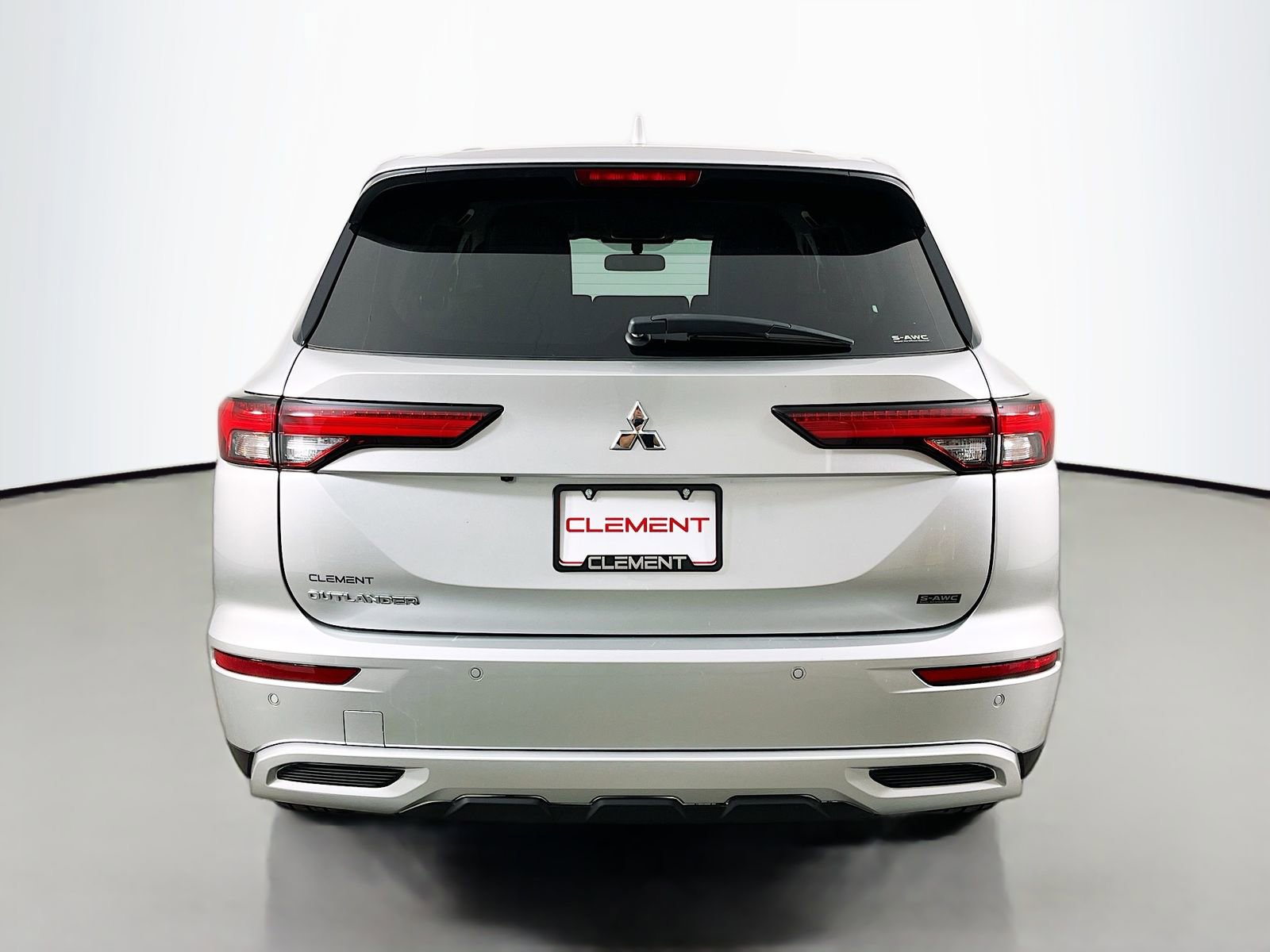 Used 2024 Mitsubishi Outlander SE image 7