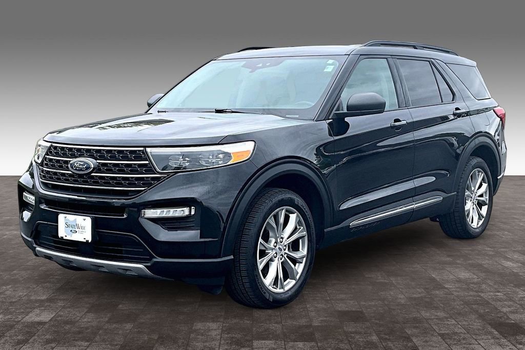 Used 2021 Ford Explorer XLT AWD/4WD image 25