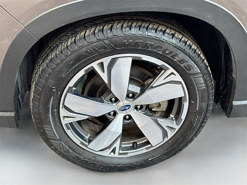 Used 2024 Subaru Forester Touring image 31