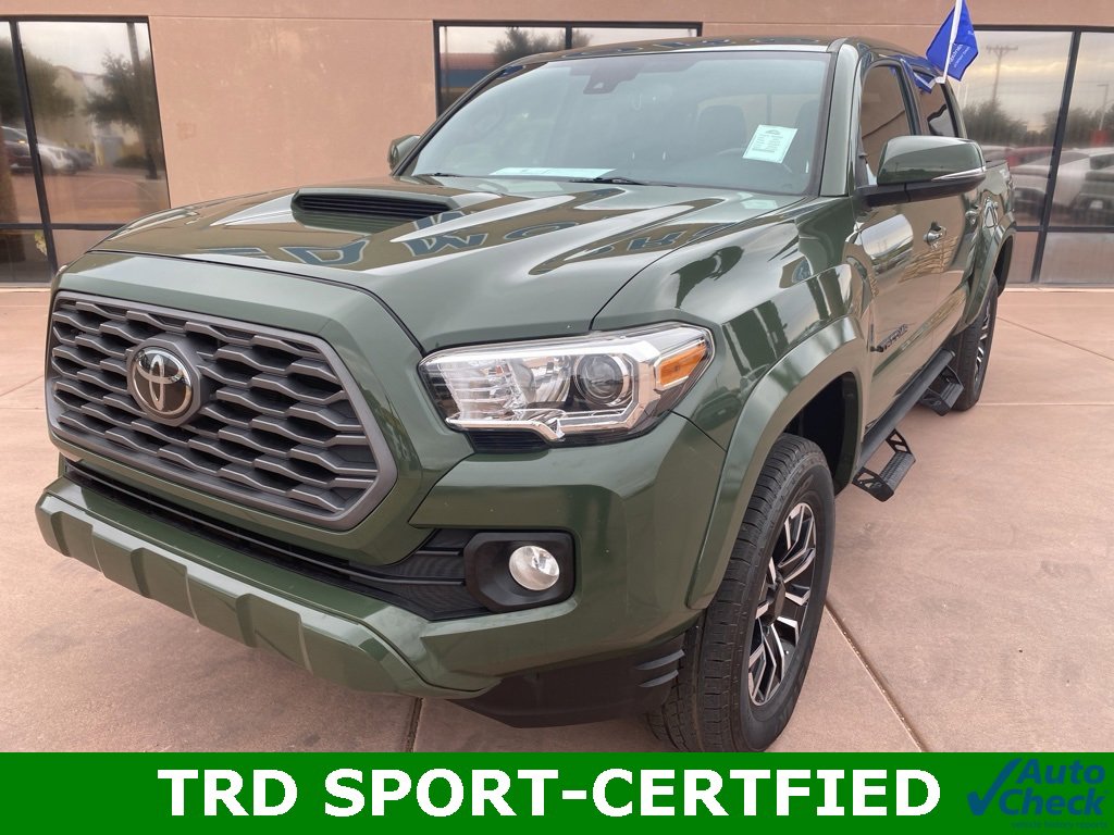 Used 2021 Toyota Tacoma TRD Sport w/ Technology Package image 2