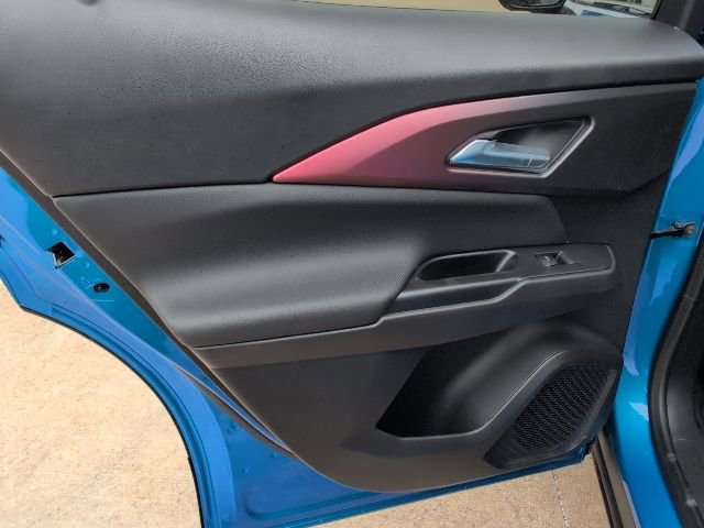 New 2026 Chevrolet Equinox EV RS FWD image 9