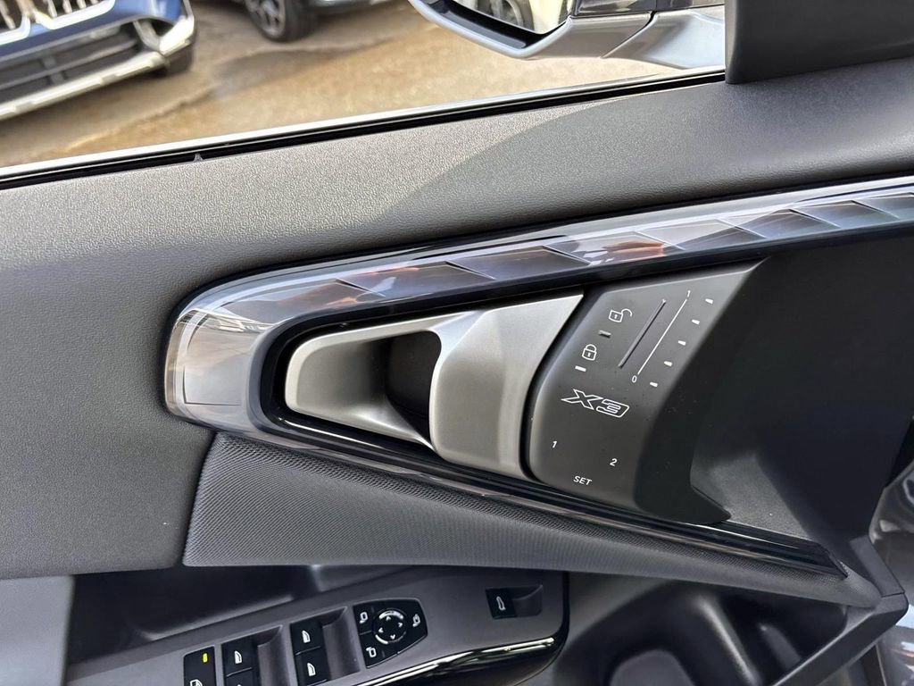 New 2026 BMW X3 xDrive30 w/ Premium Package image 12