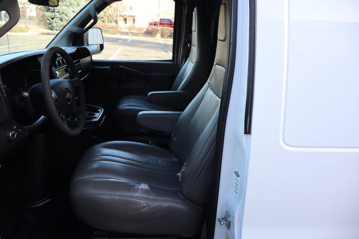 Used 2020 Chevrolet Express 2500 w/ Enhanced Convenience Package image 22