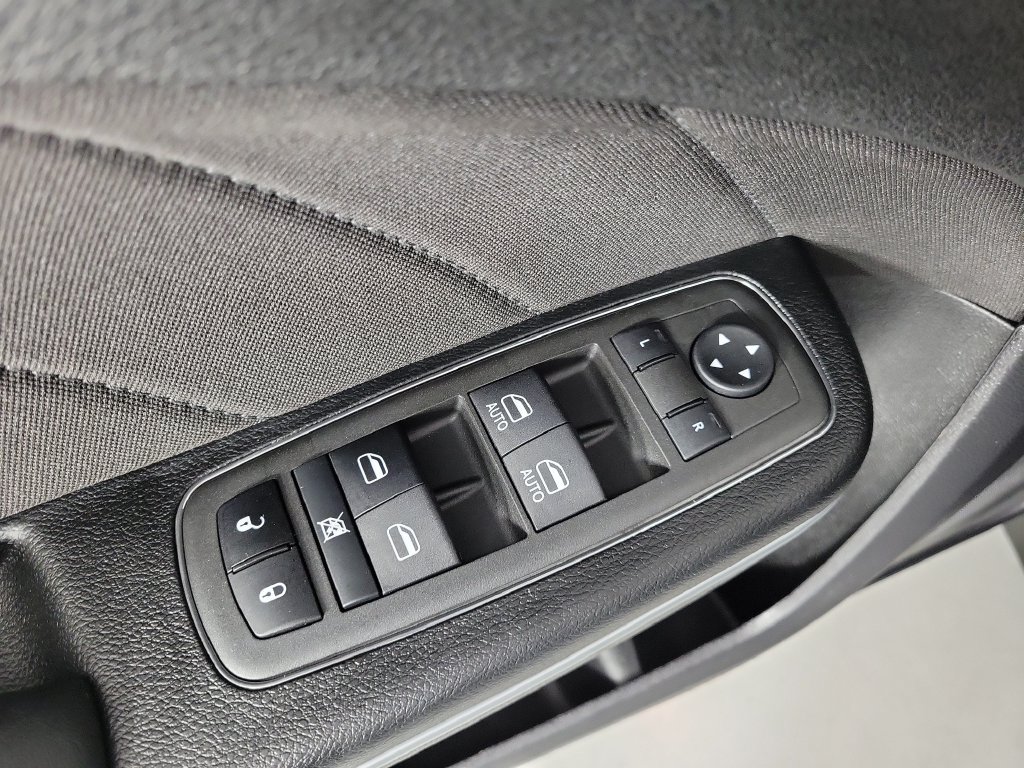 Used 2022 Dodge Charger Scat Pack w/ Driver Convenience Group RWD image 18