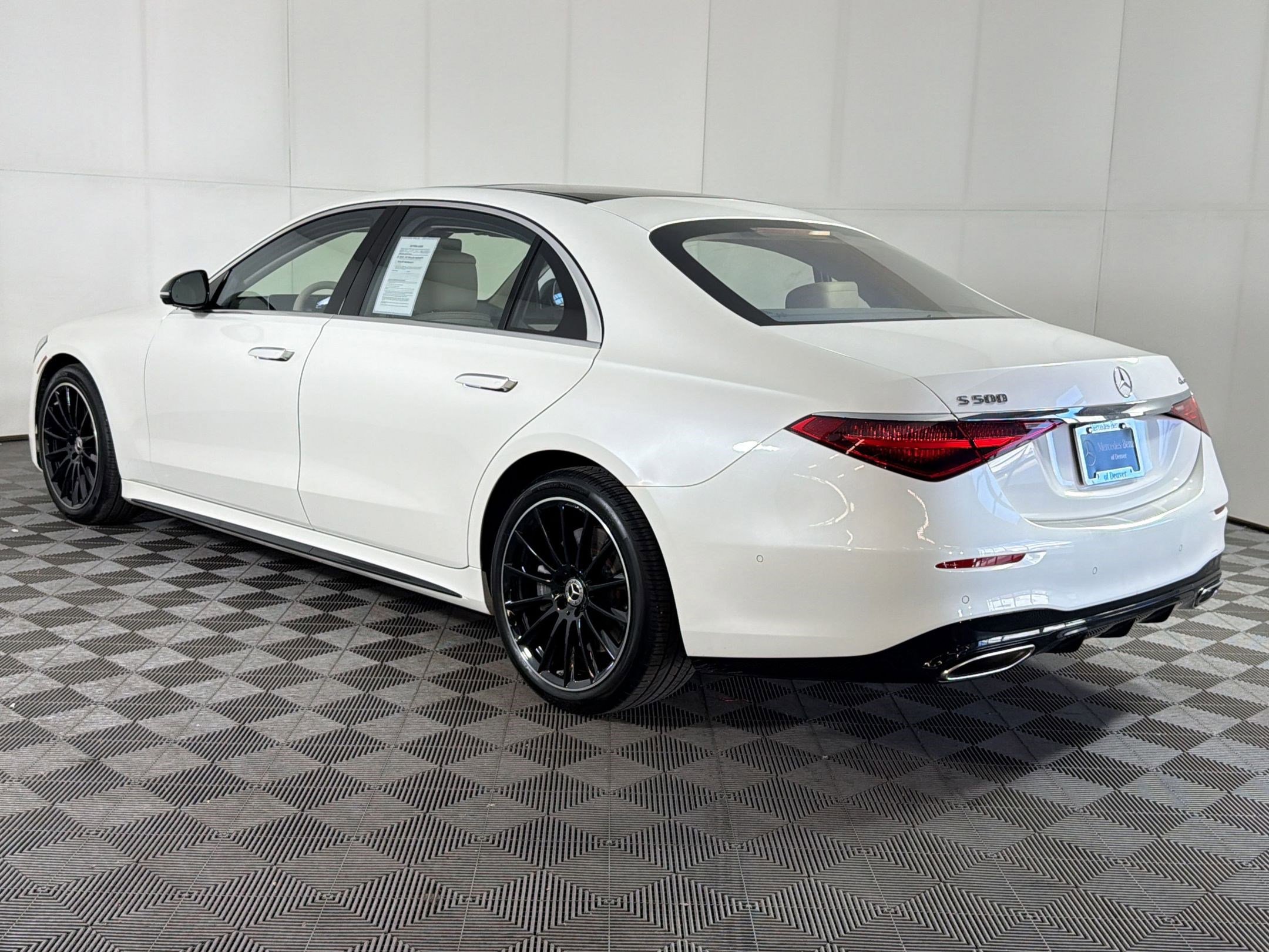 Certified 2022 Mercedes-Benz S 500 4MATIC w/ AMG Line Package image 3