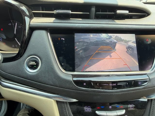 Used 2017 Cadillac XT5 FWD image 9